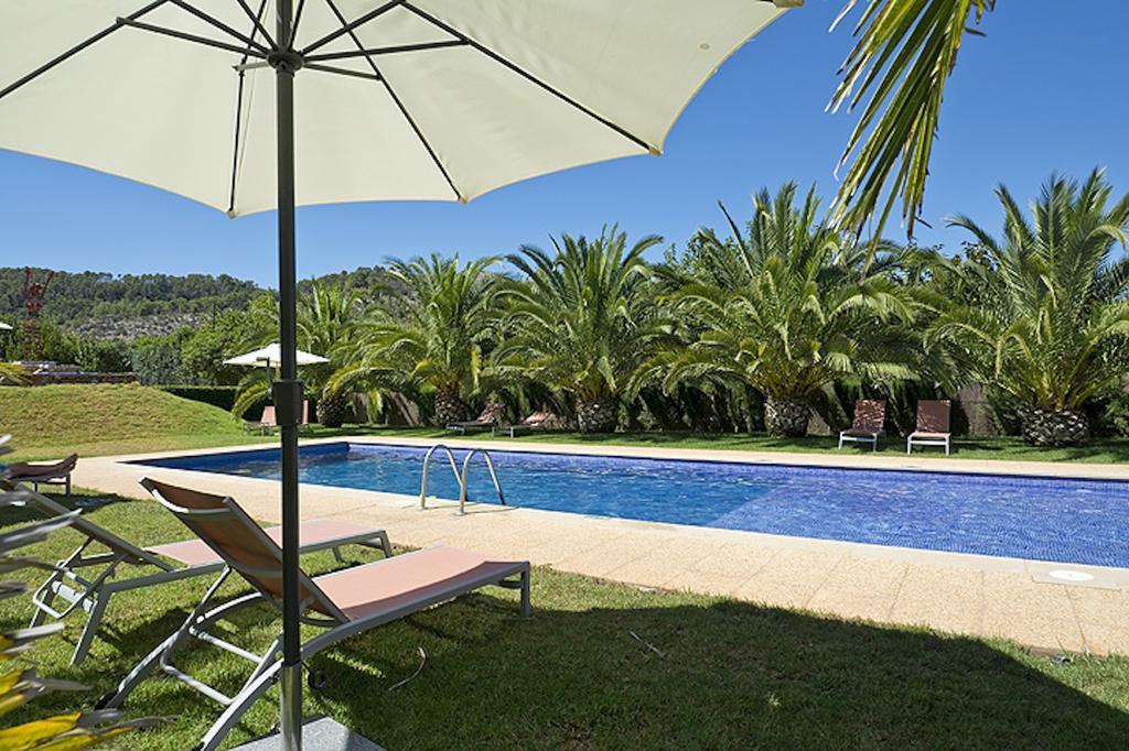Loftotel Canet Esporles Exterior photo